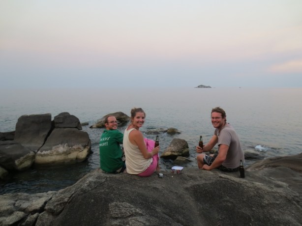 Sundowners on the lake with Chris and Jules. 